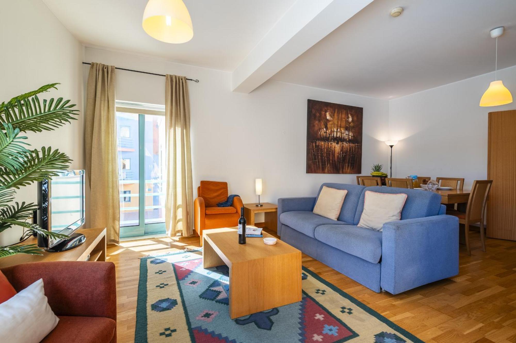 Marina Breeze Apartment With Pool - 900M From The Beach 阿尔布费拉 外观 照片