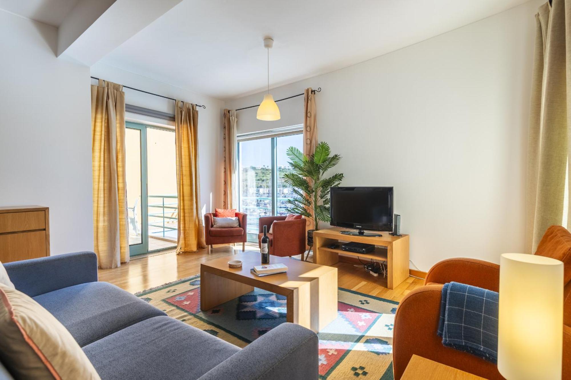 Marina Breeze Apartment With Pool - 900M From The Beach 阿尔布费拉 外观 照片