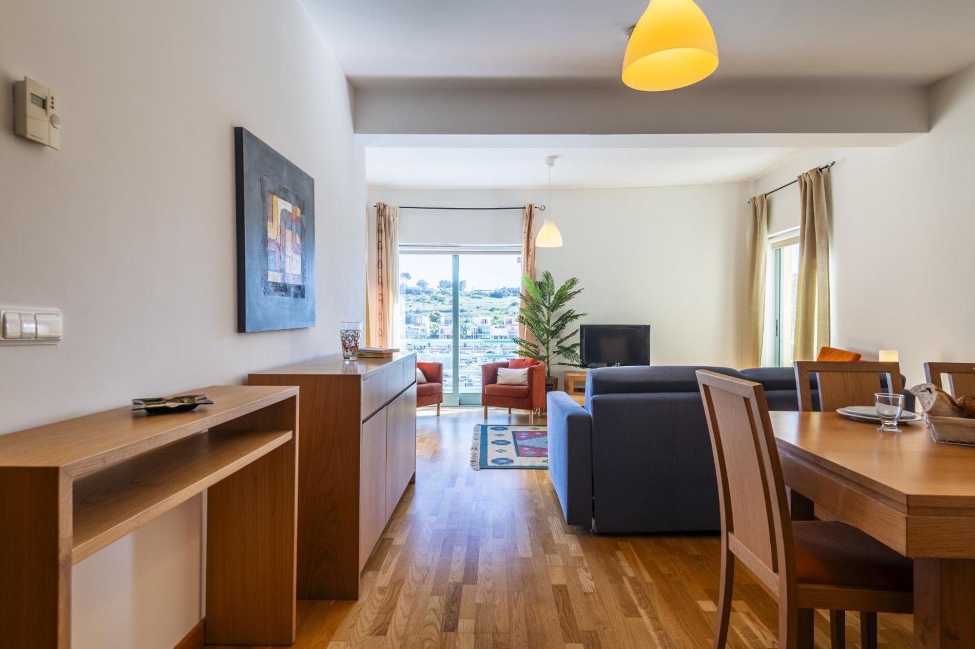 Marina Breeze Apartment With Pool - 900M From The Beach 阿尔布费拉 外观 照片