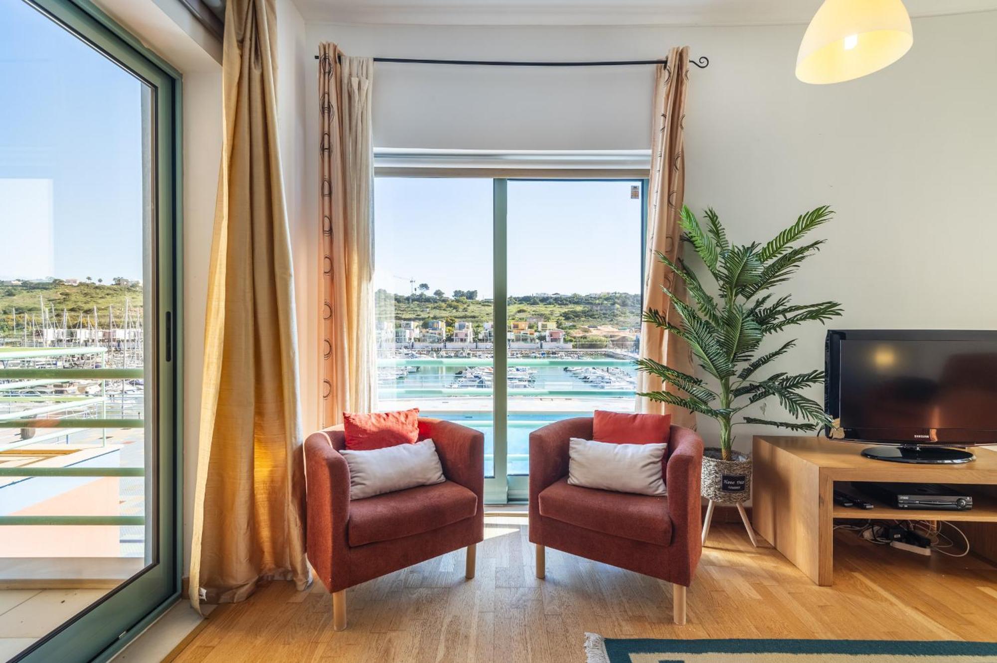 Marina Breeze Apartment With Pool - 900M From The Beach 阿尔布费拉 外观 照片